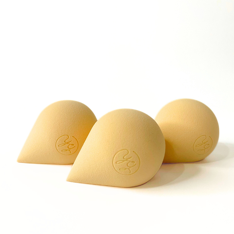 Bông mút trang điểm BH Cosmetics Foundation Sponge Nude BHM003
